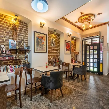 Taksim Trust * イスタンブール