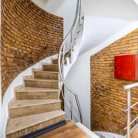 Szálloda Taksim Trust *