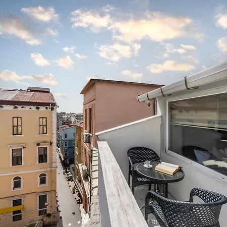 Taksim Trust * Isztambul